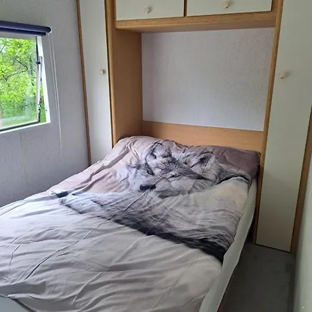 Wilcza 4 Bezowy Nyaraló Ulinia